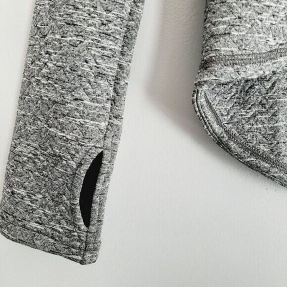 PUMA Warm Cell 1/4 Zip Mock Neck Sweatshirt Hi-Low Sz M - Picture 7 of 15